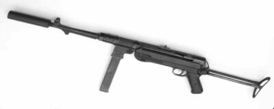 Pistolet mitrailleur MP-40 avec un silencieux Vortex